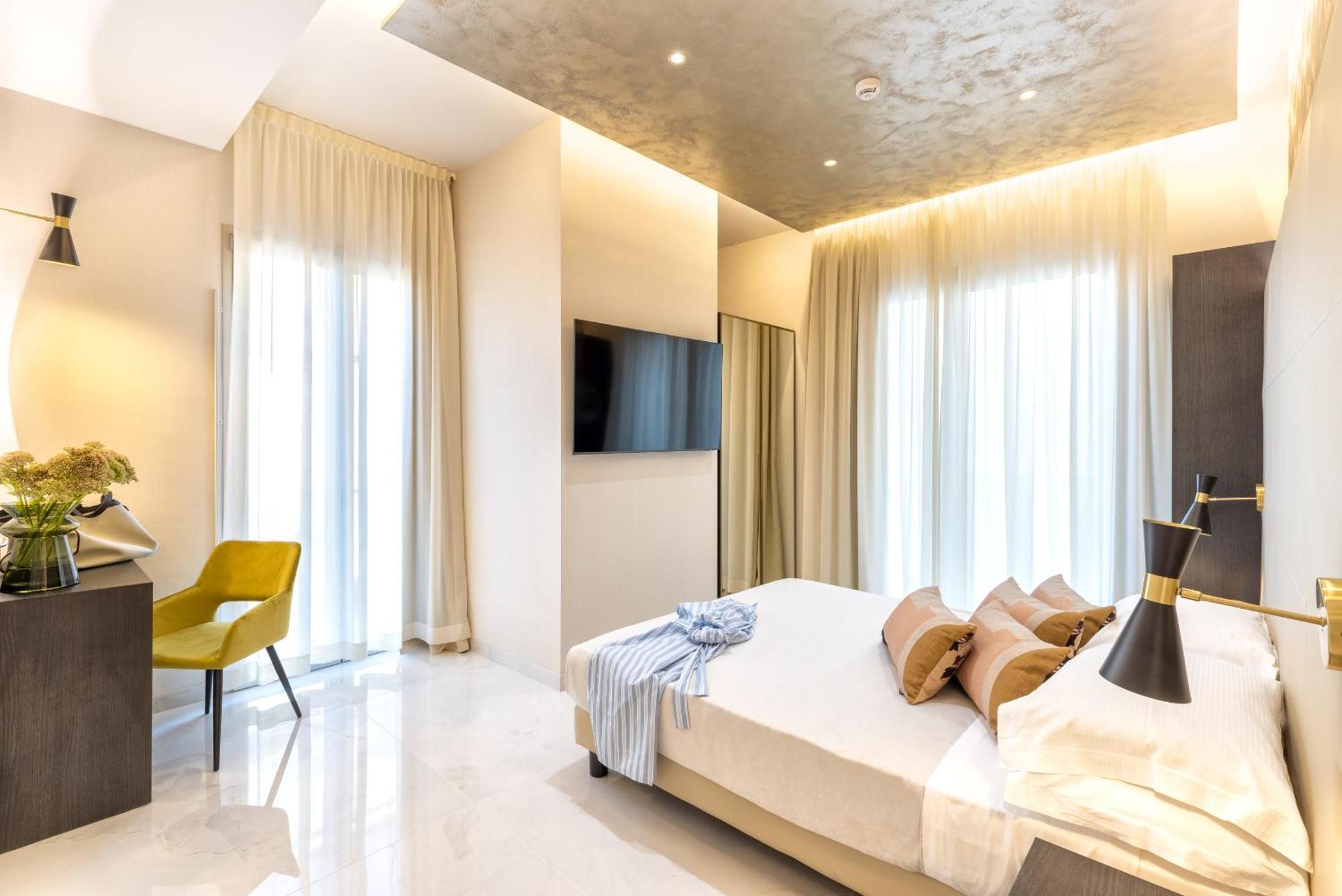 Hotel Mondial Ріміні Екстер'єр фото