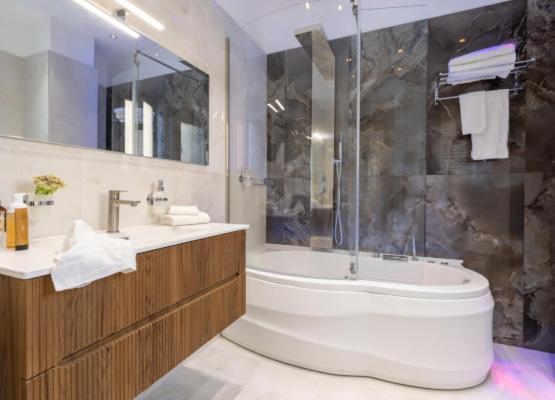 Hotel Mondial Ріміні Екстер'єр фото